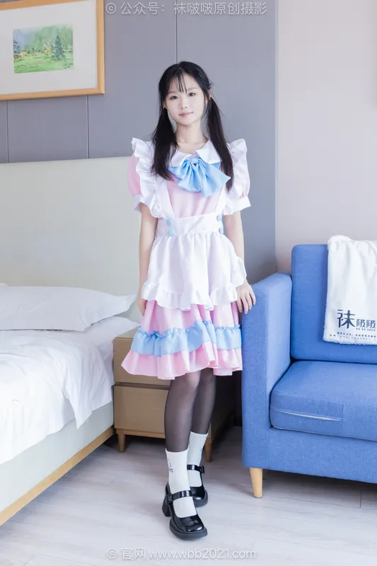 BoBoSocks袜啵啵 No.639 甜甜圈-皮鞋、两双白棉袜、薄黑丝、女仆装 - BoBoSocks袜啵啵